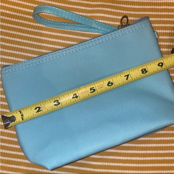 Hello Kitty wristlet #2 - Picture 2 of 3